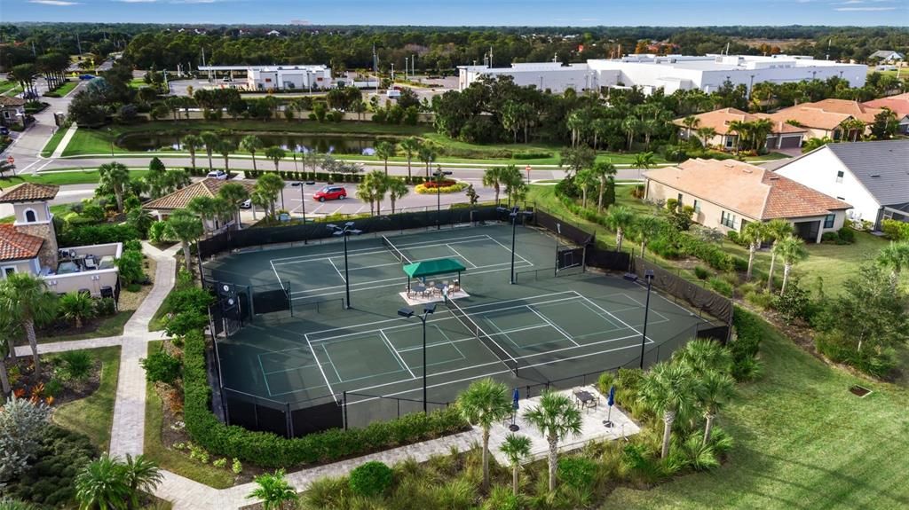 Под контрактом: $535,000 (2 спален, 2 ванн, 1790 Квадратных фут)