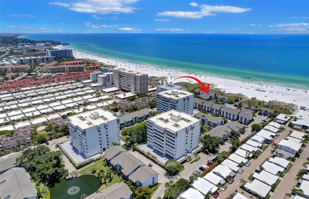 待售: $989,000 (2 贝兹, 2 浴室, 975 平方英尺)