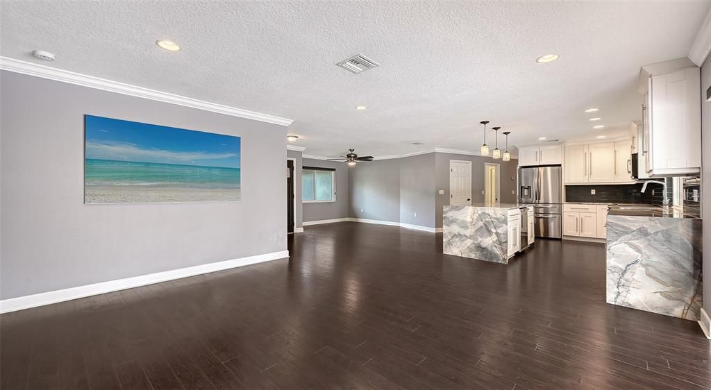 En Venta: $665,000 (3 camas, 2 baños, 2152 Pies cuadrados)