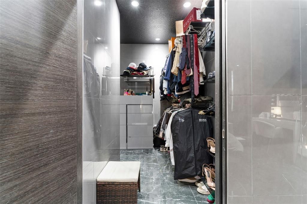 出租: $3,500 (3 贝兹, 2 浴室, 2053 平方英尺)