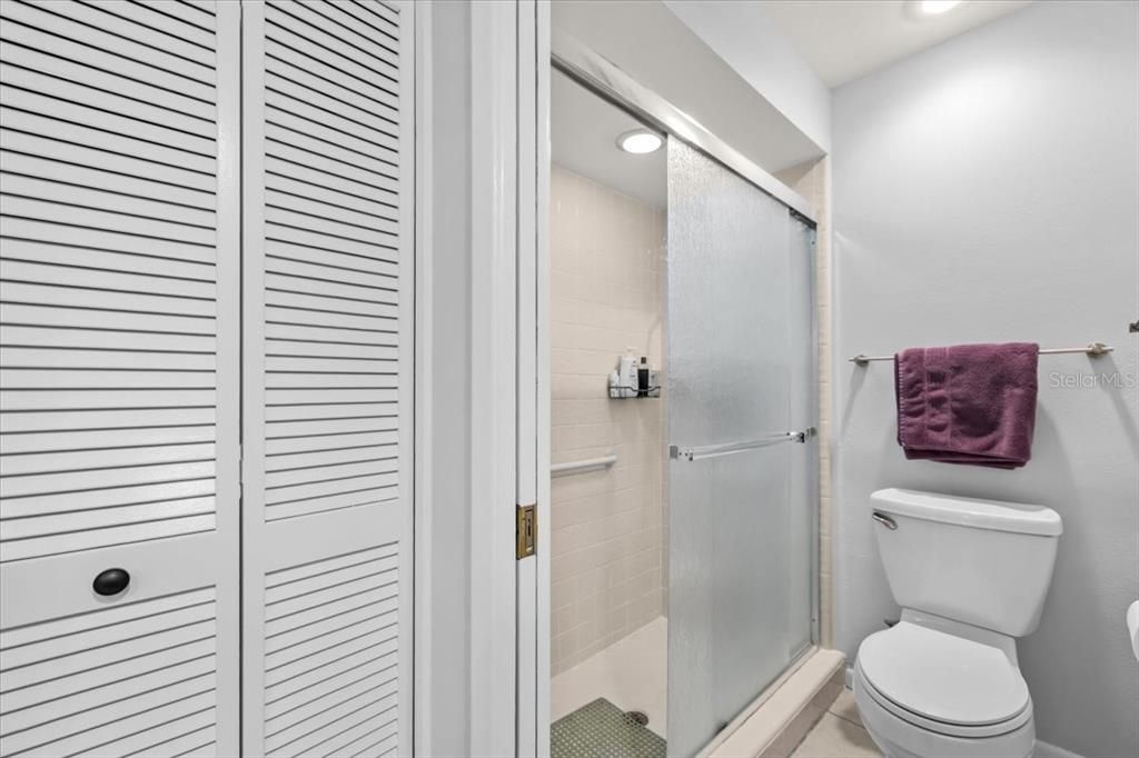 На продажу: $539,900 (3 спален, 3 ванн, 1823 Квадратных фут)