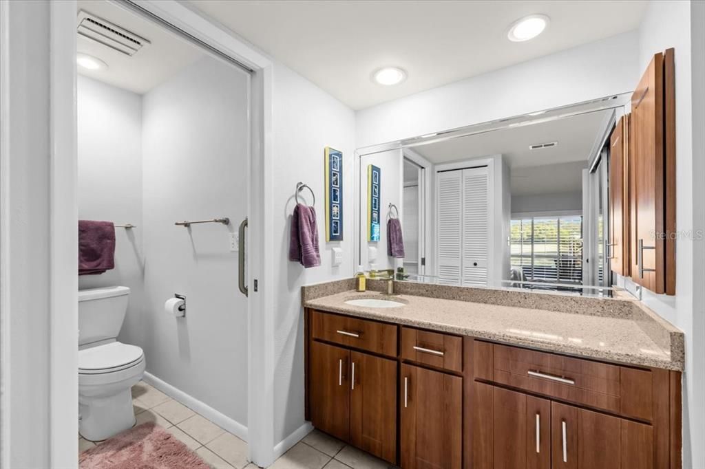 На продажу: $539,900 (3 спален, 3 ванн, 1823 Квадратных фут)