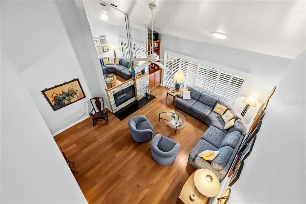 На продажу: $539,900 (3 спален, 3 ванн, 1823 Квадратных фут)