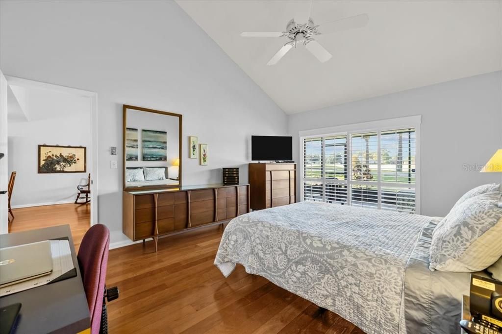 На продажу: $539,900 (3 спален, 3 ванн, 1823 Квадратных фут)