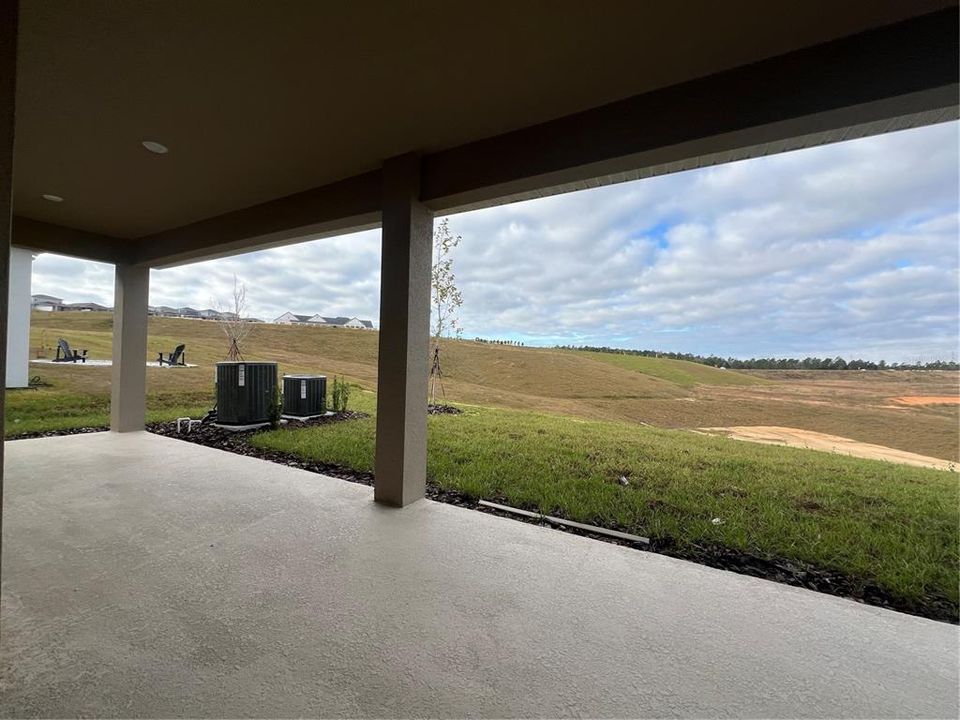 For Sale: $779,990 (6 beds, 4 baths, 3550 Square Feet)