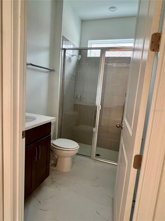 For Sale: $779,990 (6 beds, 4 baths, 3550 Square Feet)