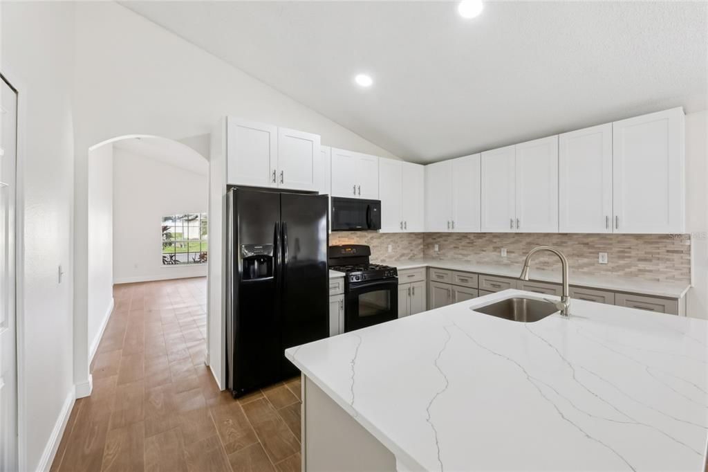 For Sale: $345,000 (4 beds, 2 baths, 1895 Square Feet)