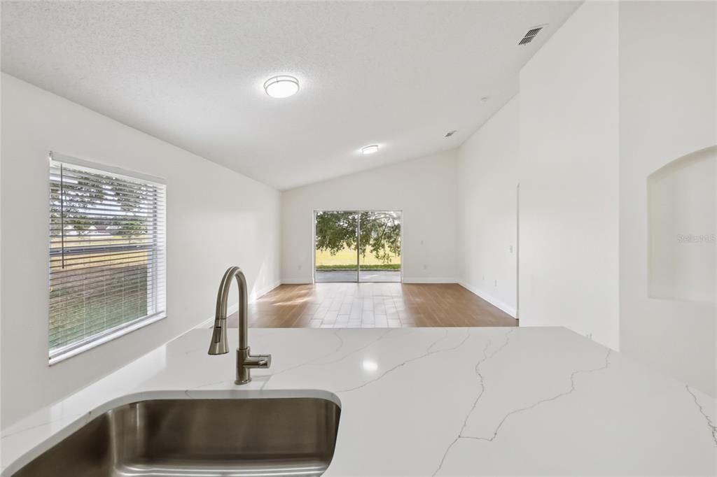 For Sale: $345,000 (4 beds, 2 baths, 1895 Square Feet)