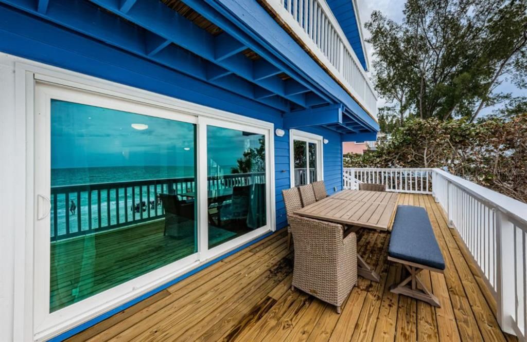 出租: $17,000 (3 贝兹, 2 浴室, 1800 平方英尺)