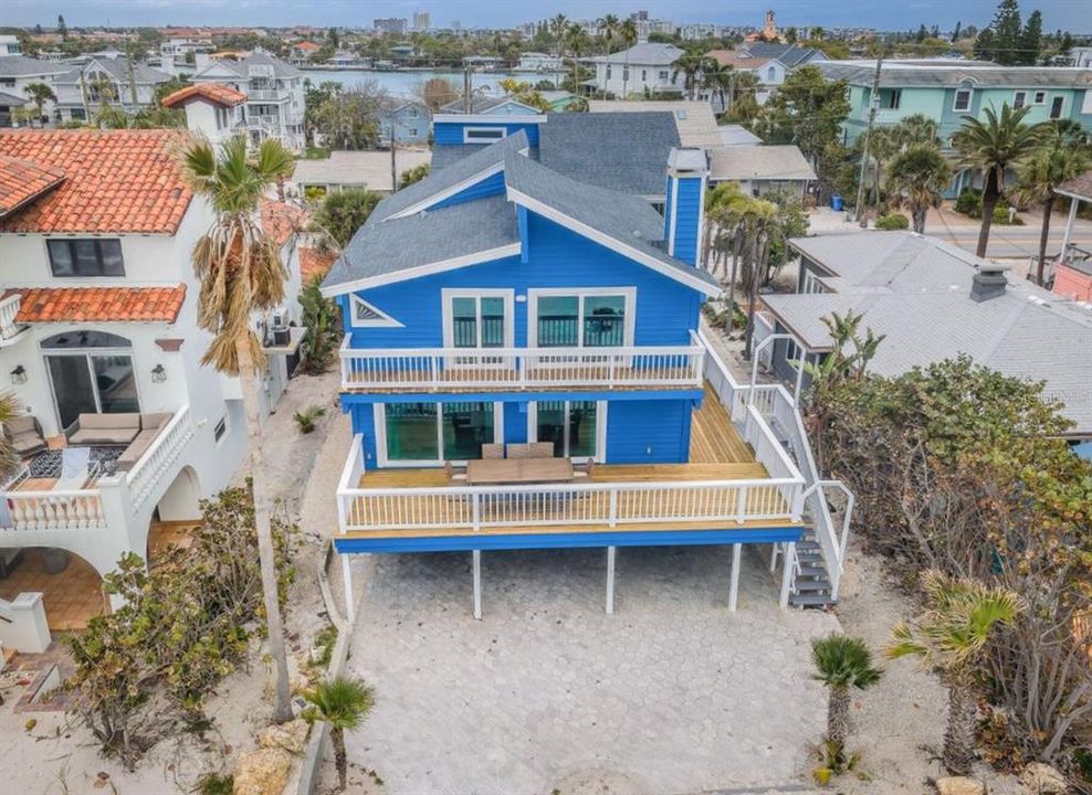 出租: $17,000 (3 贝兹, 2 浴室, 1800 平方英尺)