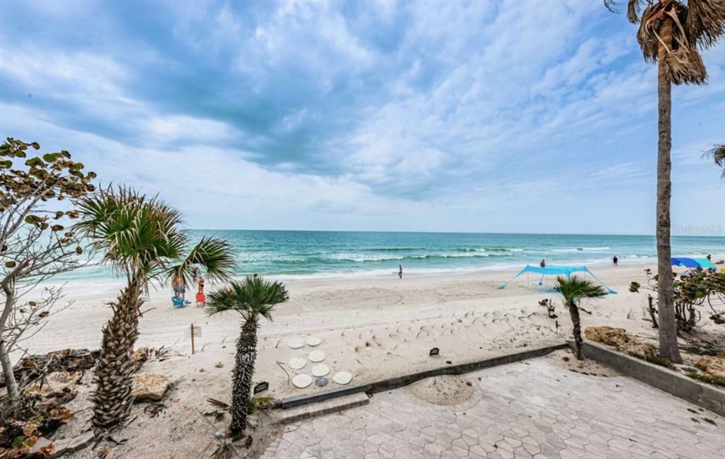 出租: $17,000 (3 贝兹, 2 浴室, 1800 平方英尺)