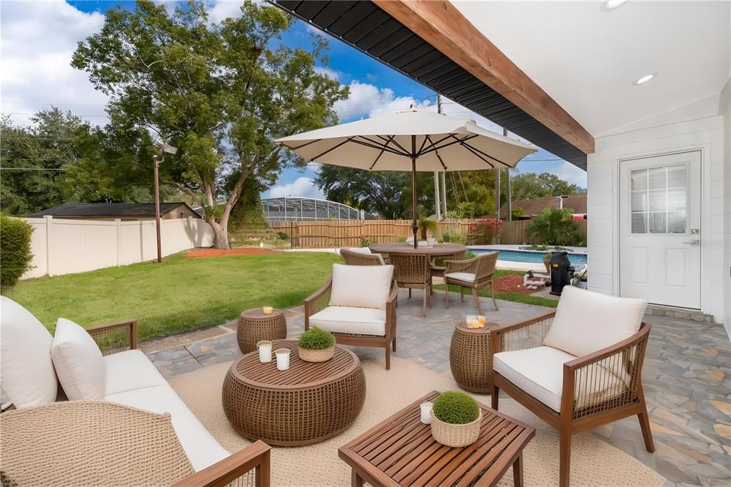 For Sale: $595,000 (4 beds, 2 baths, 1880 Square Feet)