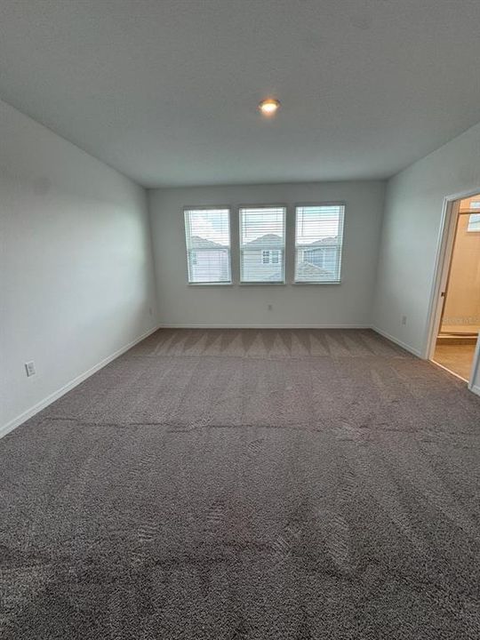 En Renta: $3,410 (4 camas, 2 baños, 2441 Pies cuadrados)