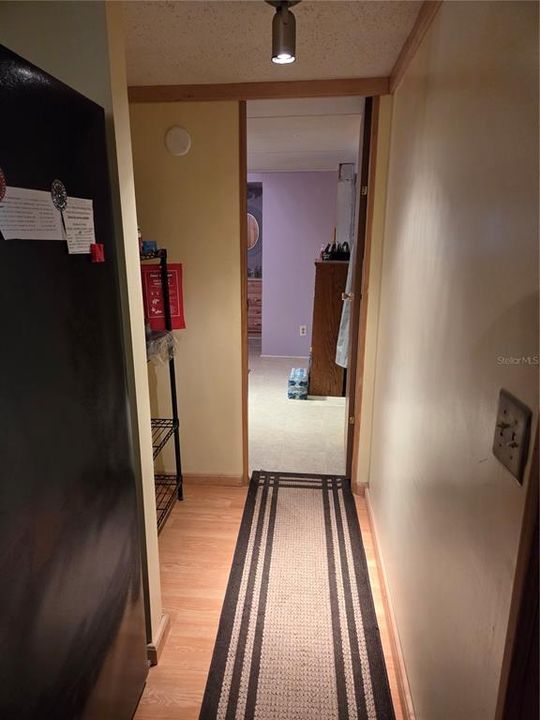 待售: $355,000 (4 贝兹, 2 浴室, 1903 平方英尺)