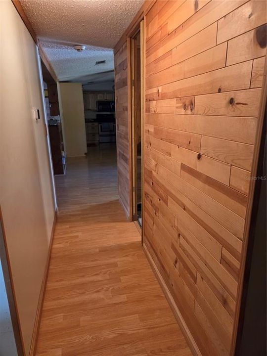 待售: $355,000 (4 贝兹, 2 浴室, 1903 平方英尺)