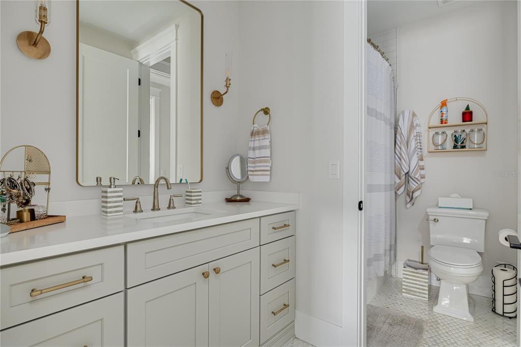 待售: $1,375,000 (4 贝兹, 3 浴室, 2703 平方英尺)