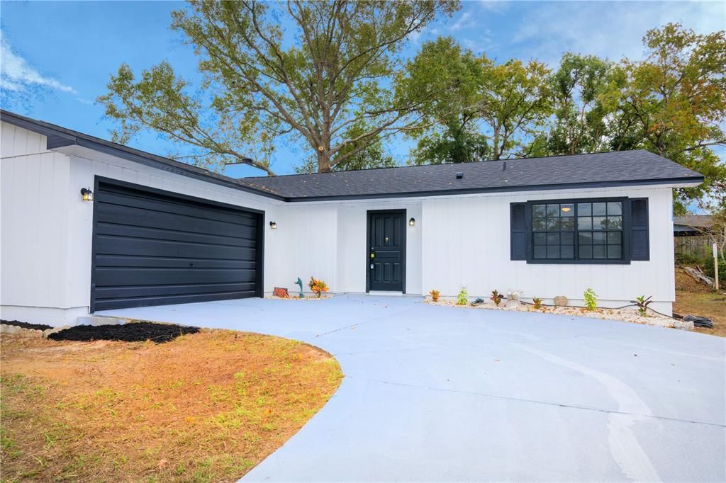 На продажу: $314,990 (3 спален, 2 ванн, 1426 Квадратных фут)