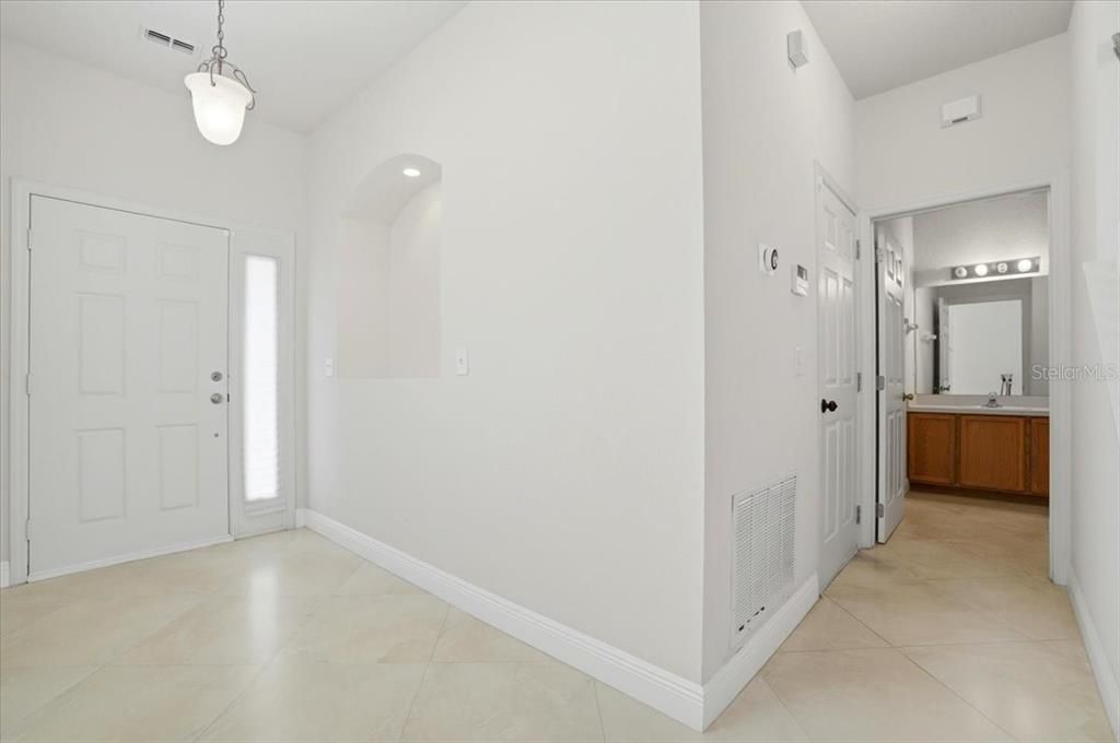 На продажу: $340,000 (3 спален, 2 ванн, 2086 Квадратных фут)