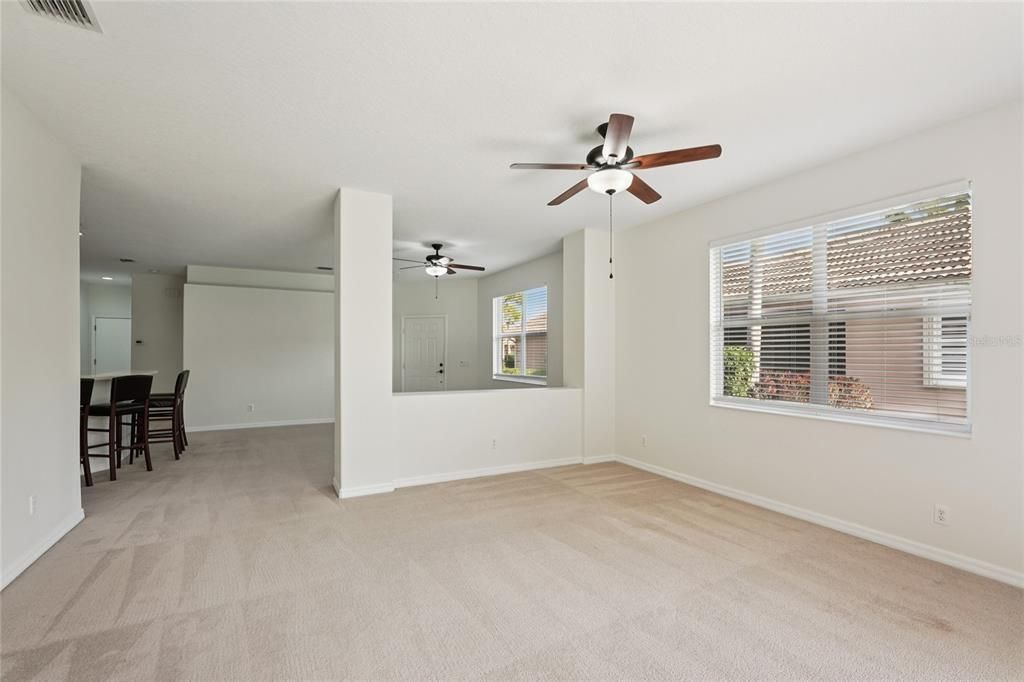 For Sale: $275,000 (2 beds, 2 baths, 1441 Square Feet)