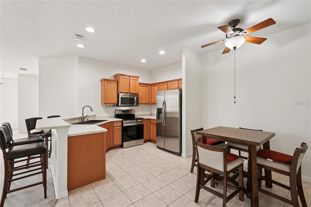 For Sale: $275,000 (2 beds, 2 baths, 1441 Square Feet)
