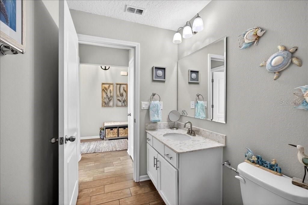 For Sale: $334,900 (3 beds, 2 baths, 1797 Square Feet)