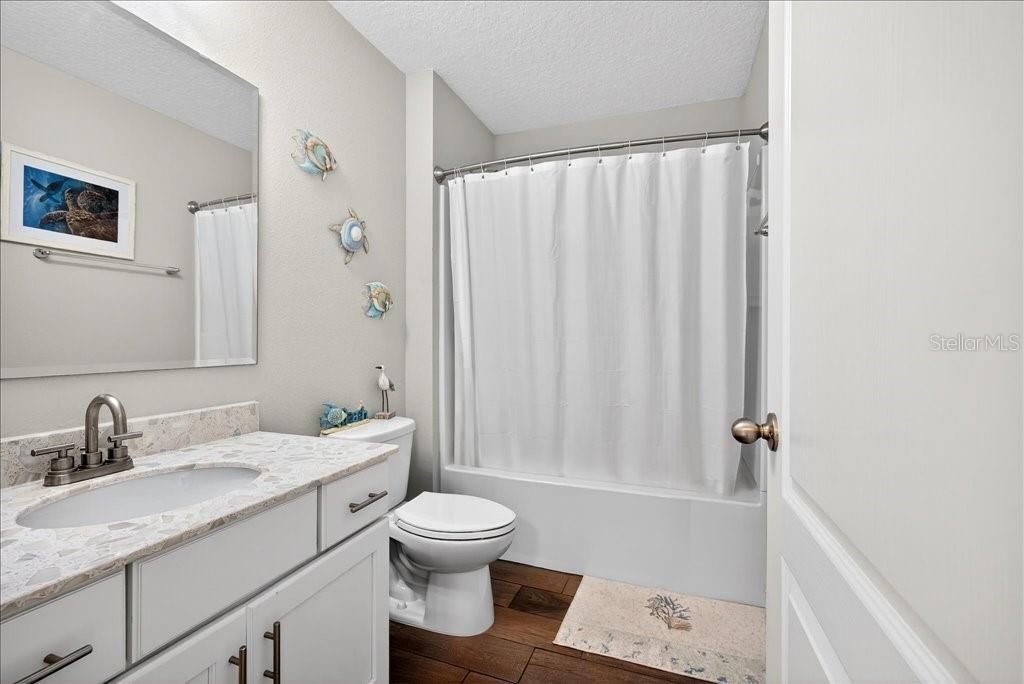 For Sale: $334,900 (3 beds, 2 baths, 1797 Square Feet)