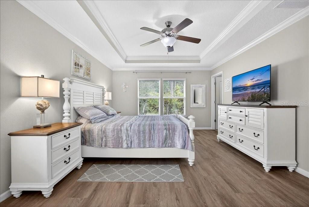 For Sale: $334,900 (3 beds, 2 baths, 1797 Square Feet)