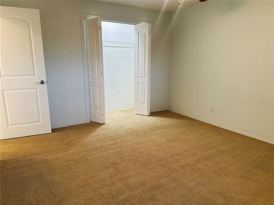 На продажу: $275,000 (2 спален, 1 ванн, 928 Квадратных фут)