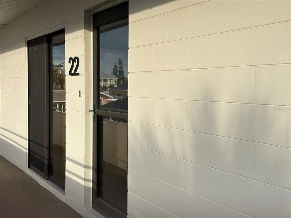 На продажу: $275,000 (2 спален, 1 ванн, 928 Квадратных фут)