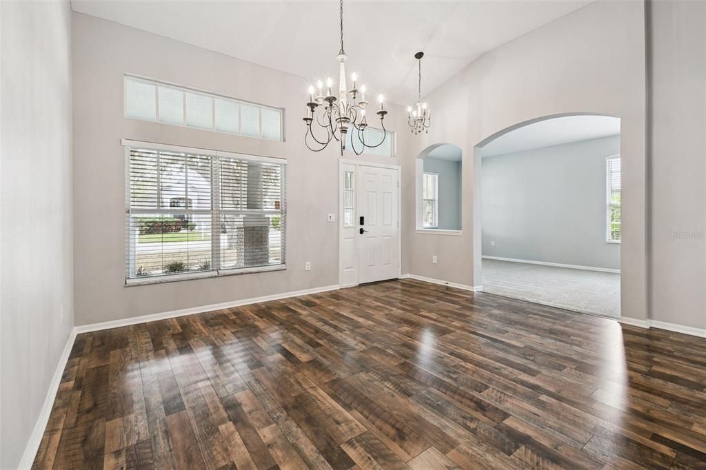 待售: $449,999 (4 贝兹, 2 浴室, 2276 平方英尺)