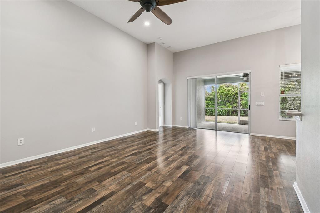 待售: $449,999 (4 贝兹, 2 浴室, 2276 平方英尺)