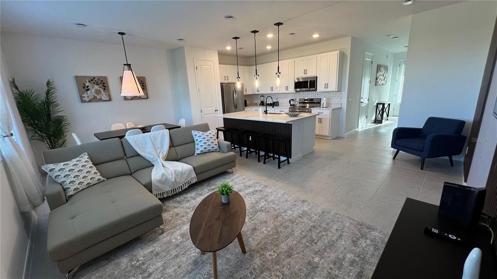 出租: $2,250 (3 贝兹, 2 浴室, 1622 平方英尺)