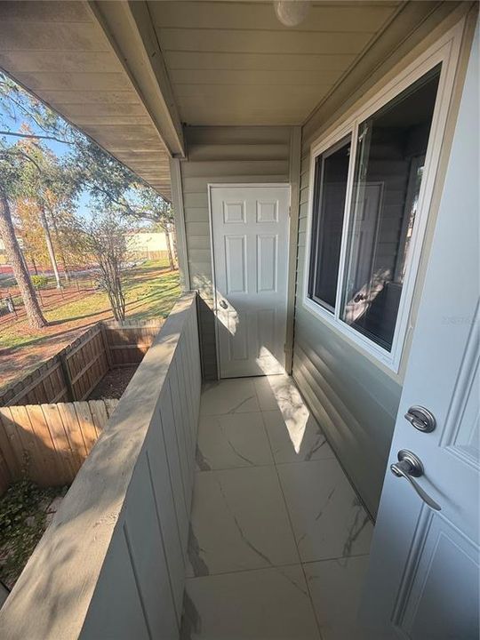 For Sale: $148,000 (2 beds, 2 baths, 918 Square Feet)