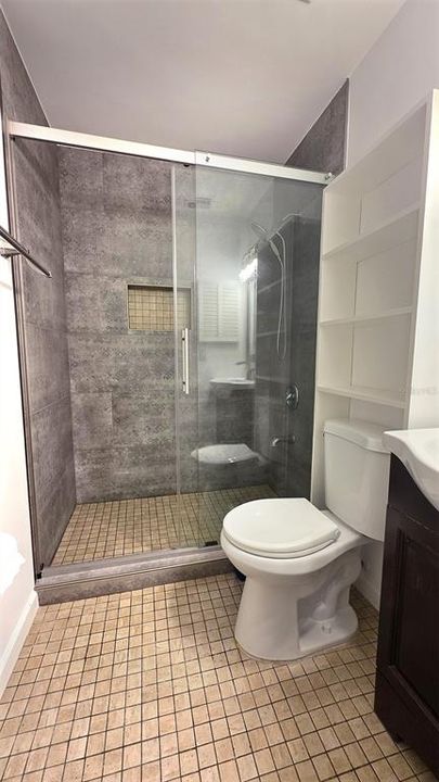 For Sale: $148,000 (2 beds, 2 baths, 918 Square Feet)