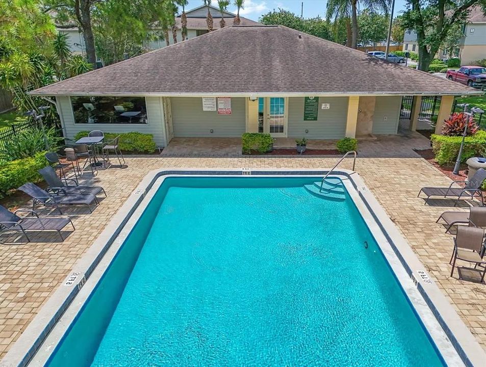 For Sale: $148,000 (2 beds, 2 baths, 918 Square Feet)