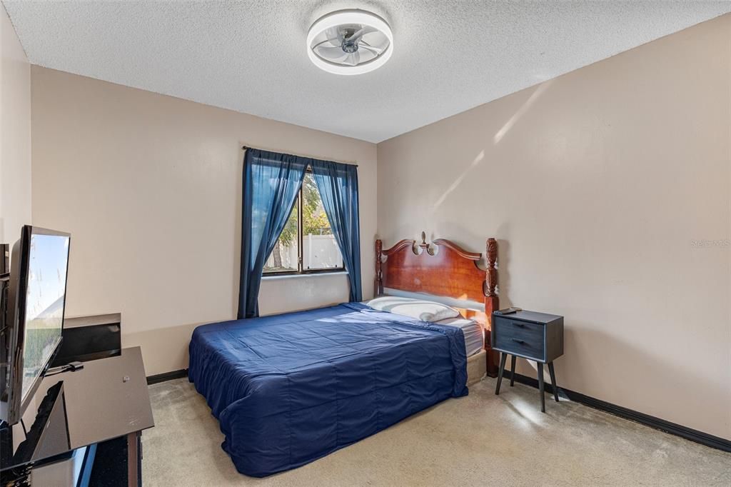 For Sale: $310,000 (3 beds, 2 baths, 1412 Square Feet)