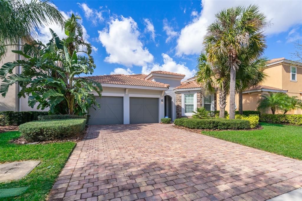 出租: $3,600 (4 贝兹, 2 浴室, 1958 平方英尺)