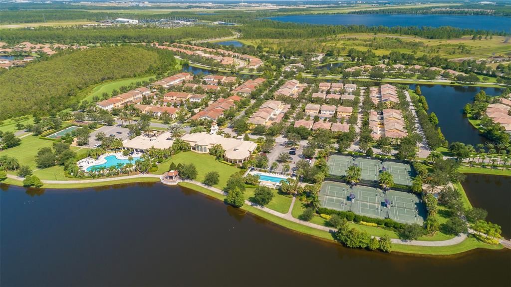 出租: $3,600 (4 贝兹, 2 浴室, 1958 平方英尺)