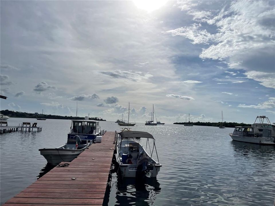 For Sale: $375,000 (3 beds, 2 baths, 1398 Square Feet)