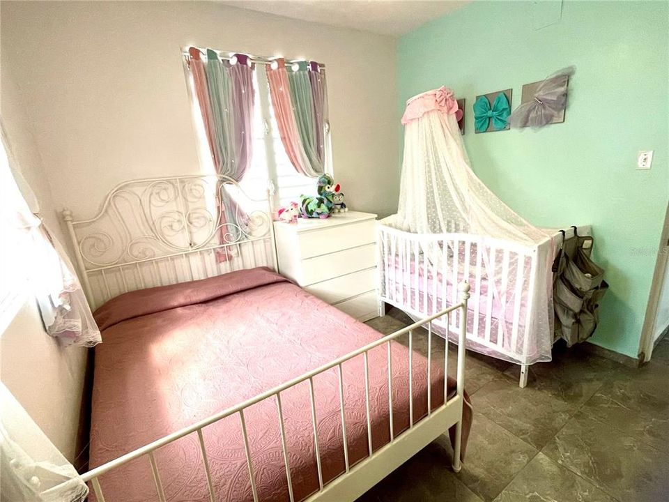 For Sale: $375,000 (3 beds, 2 baths, 1398 Square Feet)