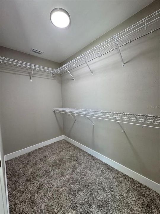 For Sale: $279,900 (3 beds, 2 baths, 1273 Square Feet)