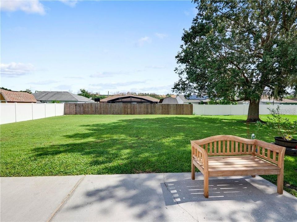 出租: $2,000 (4 贝兹, 2 浴室, 1704 平方英尺)