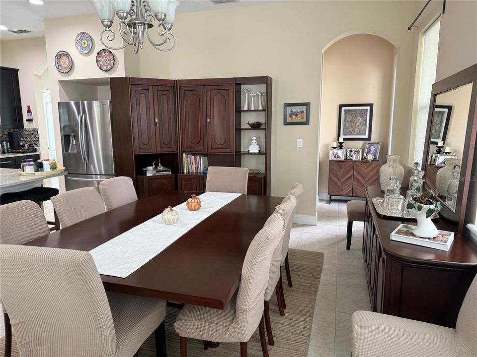 En Renta: $3,675 (3 camas, 2 baños, 2141 Pies cuadrados)