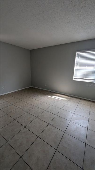 出租: $1,600 (2 贝兹, 2 浴室, 953 平方英尺)