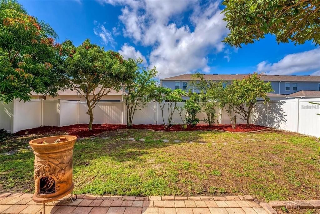 For Rent: $2,400 (3 beds, 2 baths, 1730 Square Feet)