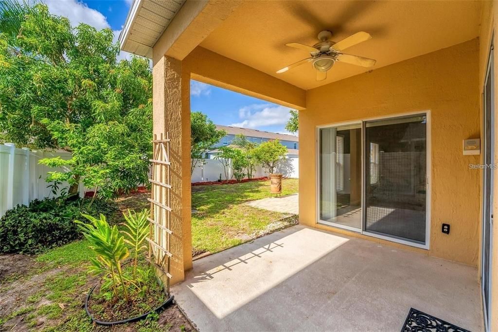 For Rent: $2,400 (3 beds, 2 baths, 1730 Square Feet)