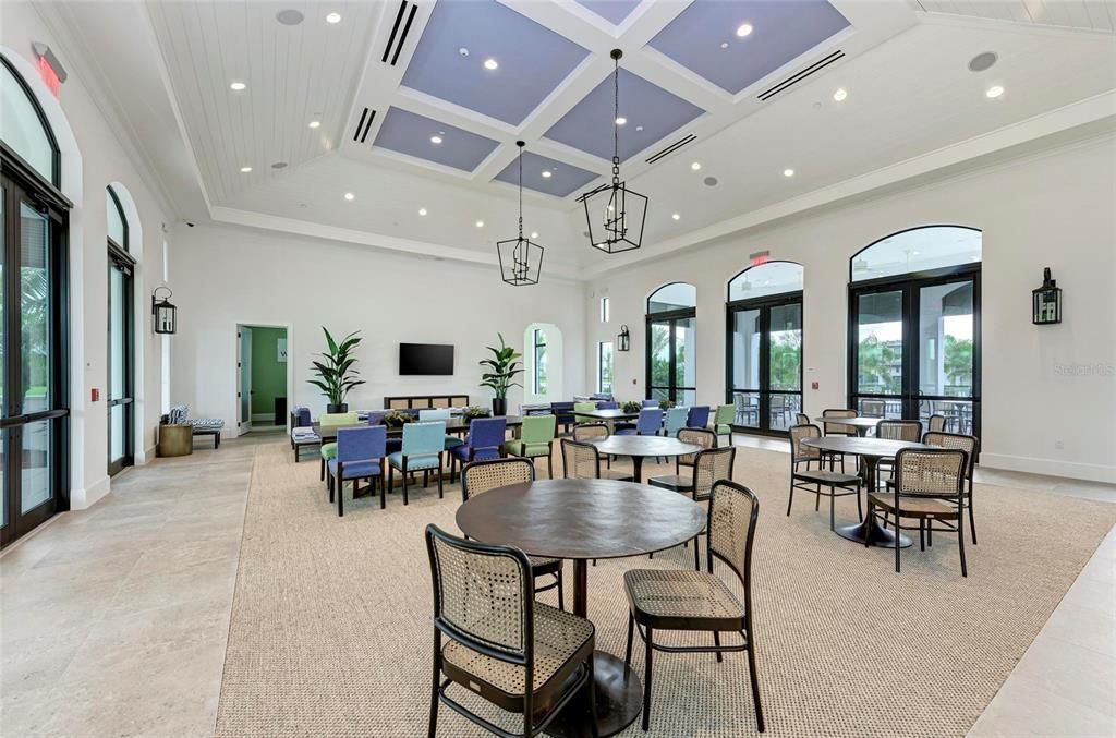 出租: $4,000 (4 贝兹, 3 浴室, 3097 平方英尺)