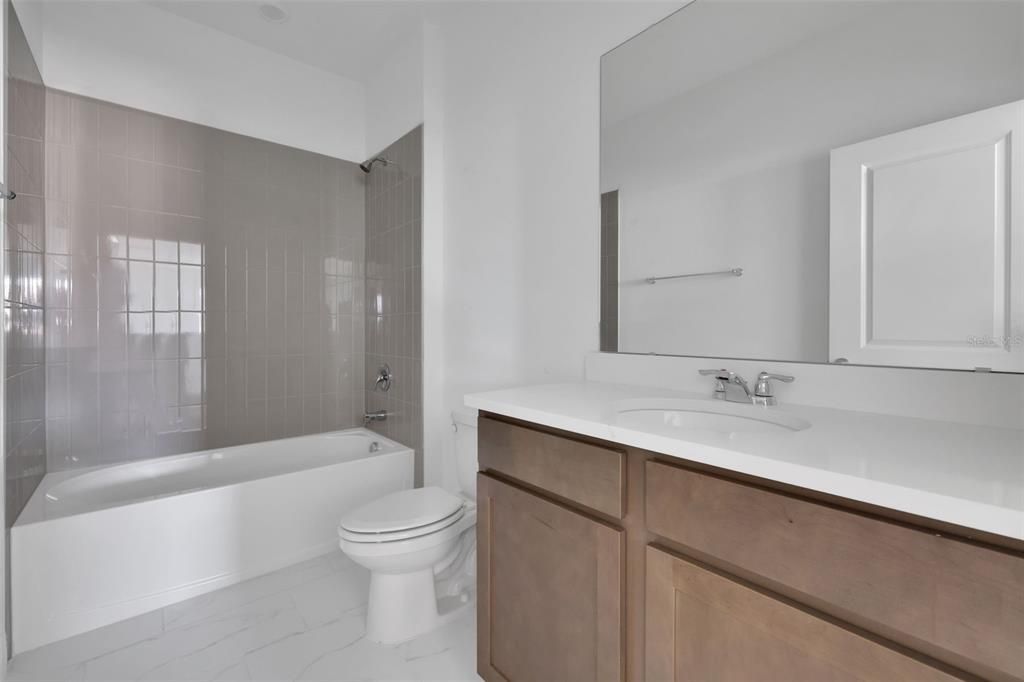 For Sale: $809,990 (5 beds, 4 baths, 3065 Square Feet)