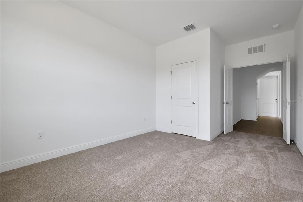 For Sale: $809,990 (5 beds, 4 baths, 3065 Square Feet)