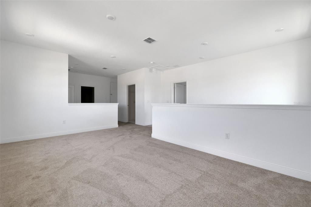 For Sale: $809,990 (5 beds, 4 baths, 3065 Square Feet)